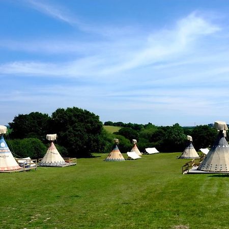 Big Sky Tipi Holidays Wartling Buitenkant foto